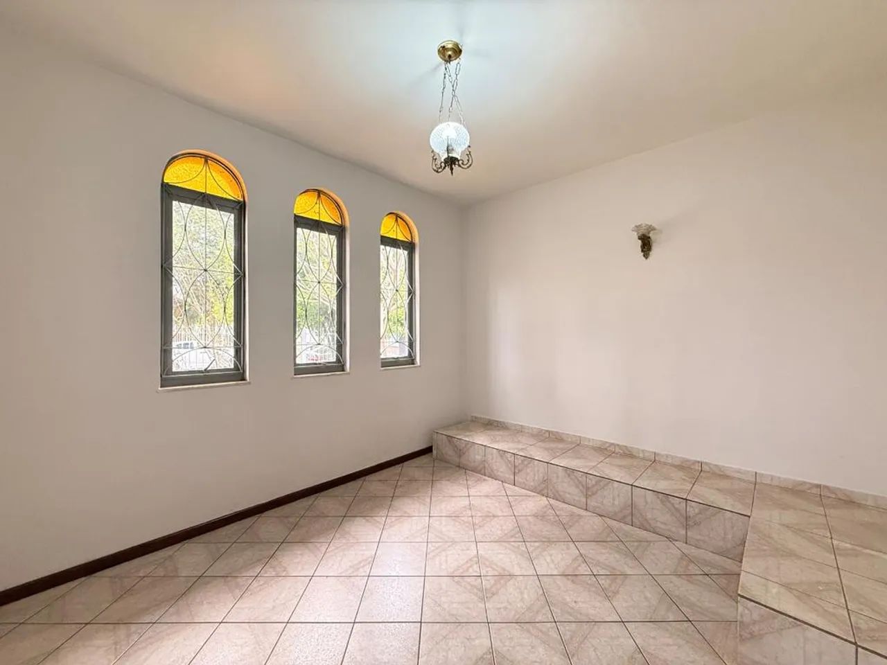 Casa para alugar em Maringá, Zona 07, com 3 quartos, com 182 m² - Foto 5