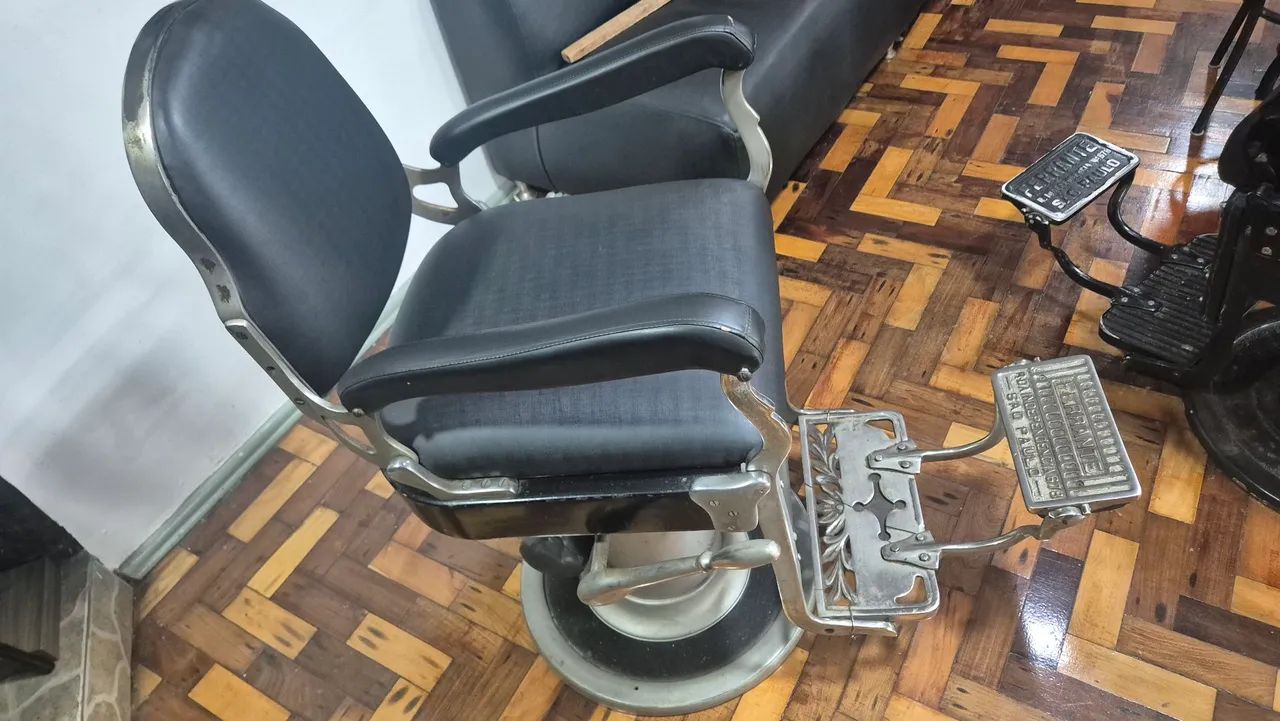 Cadeira de Barbearia  Ferrante - Modelo Clássico - Foto 4