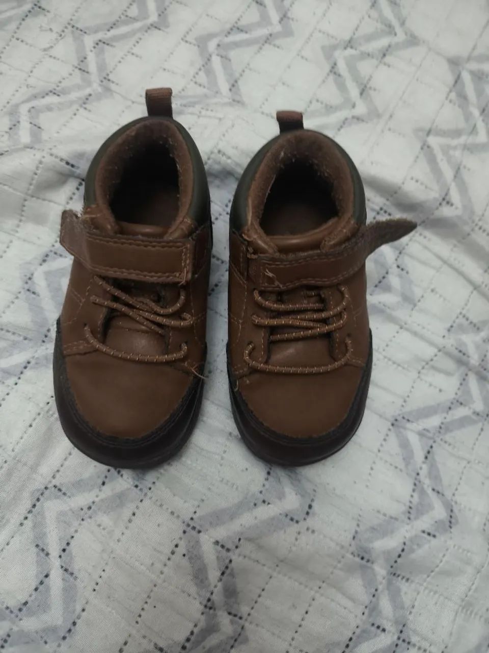 Bota Carter's 