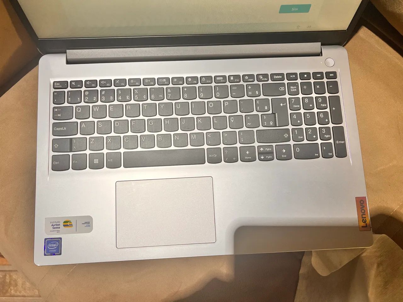 Notebook Lenovo  - Foto 2