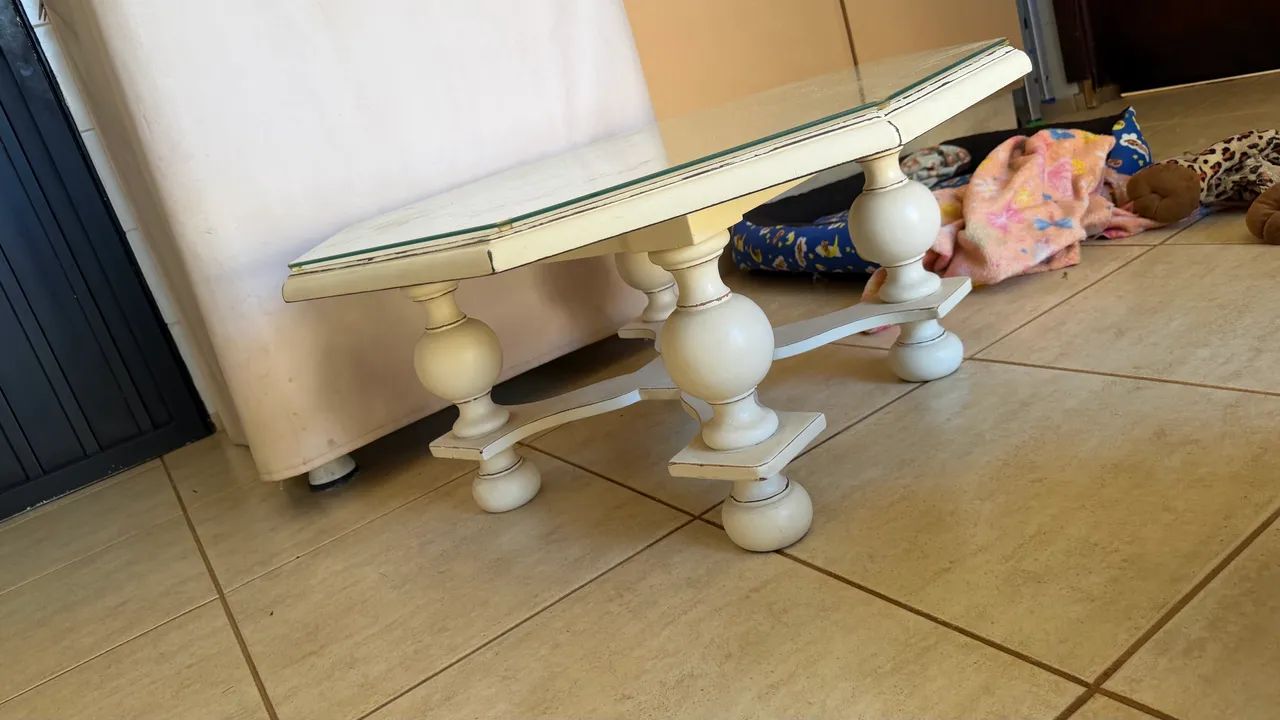 Mesa branca com vidro  - Foto 3