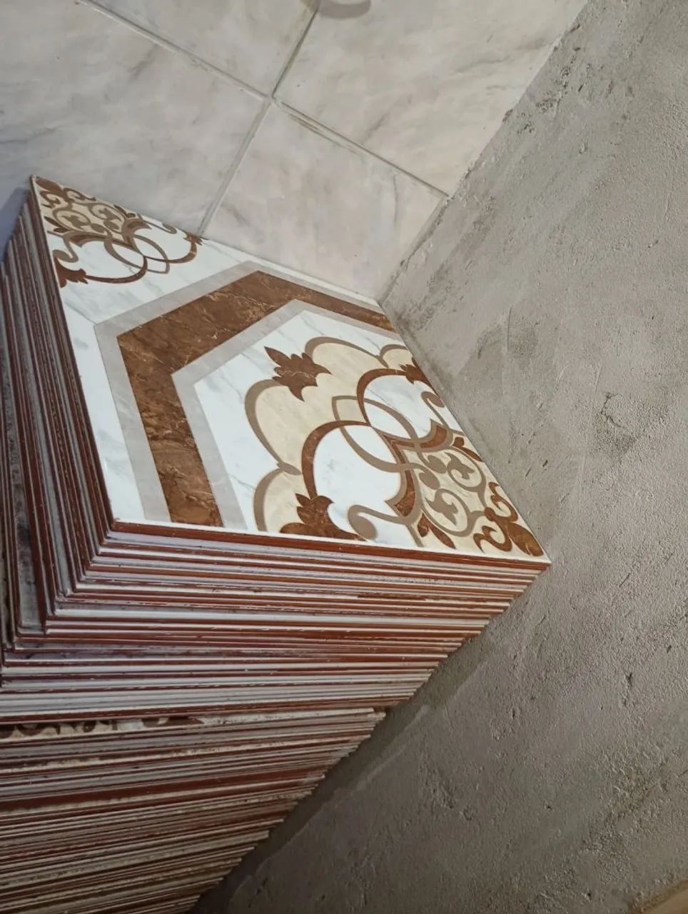 Cerâmicas e um Bicicleta 