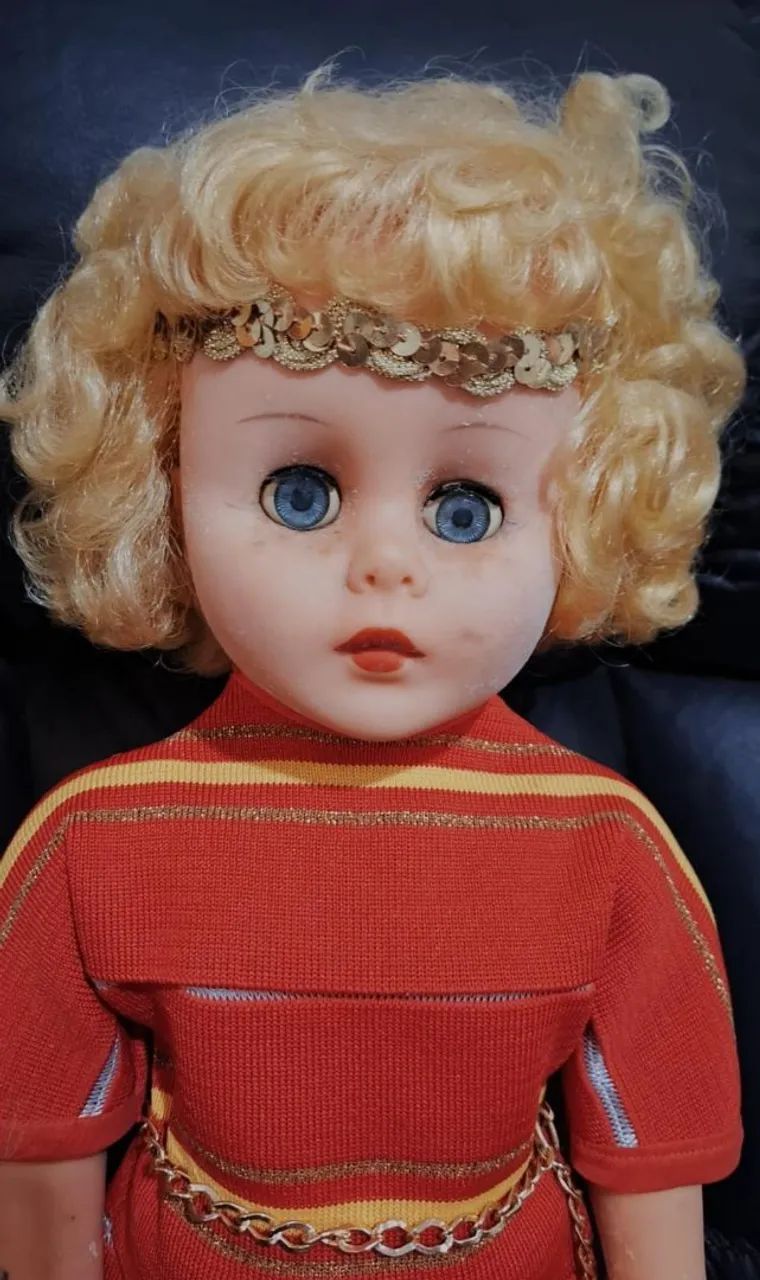 Boneca antiga marca atma 55 cm