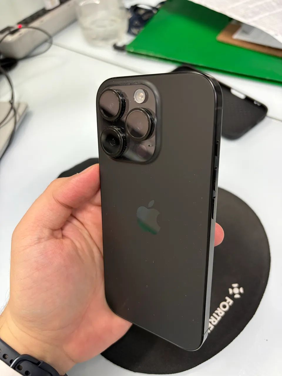 iPhone 16 Pro