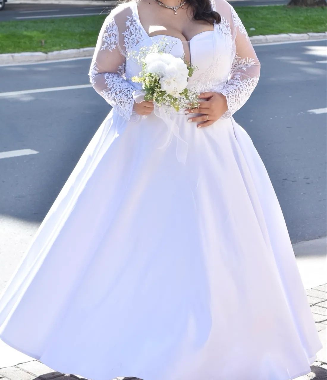 Vestido de noiva plus usado  - Foto 2