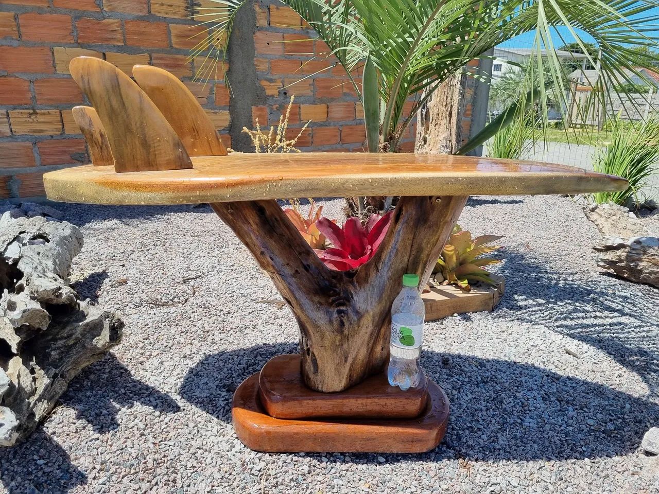 Mesa em madeira design prancha de surf  - Foto 2