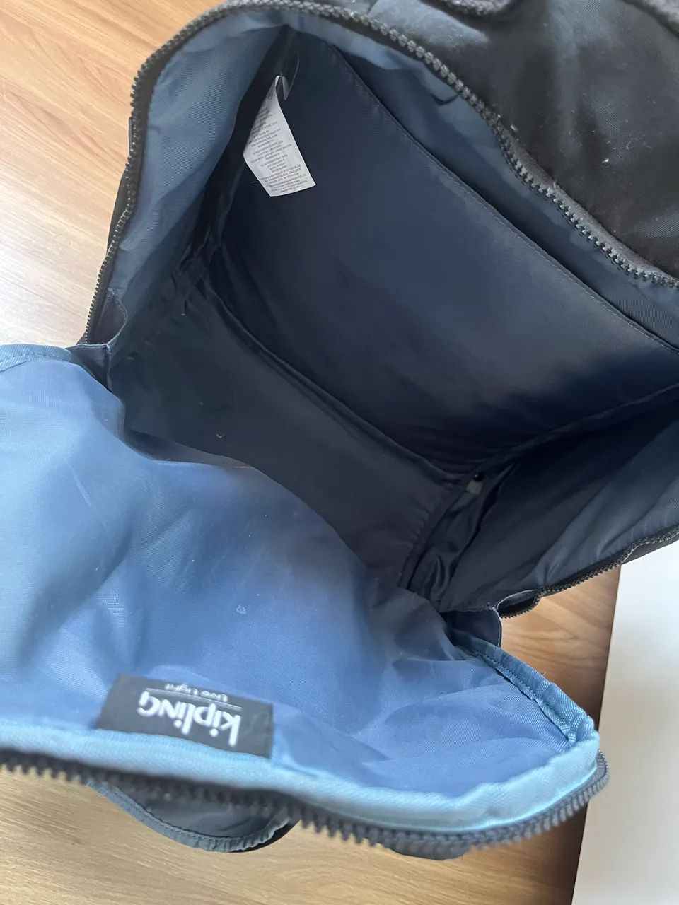 Mochila KIPLING de rodinha  - Foto 3