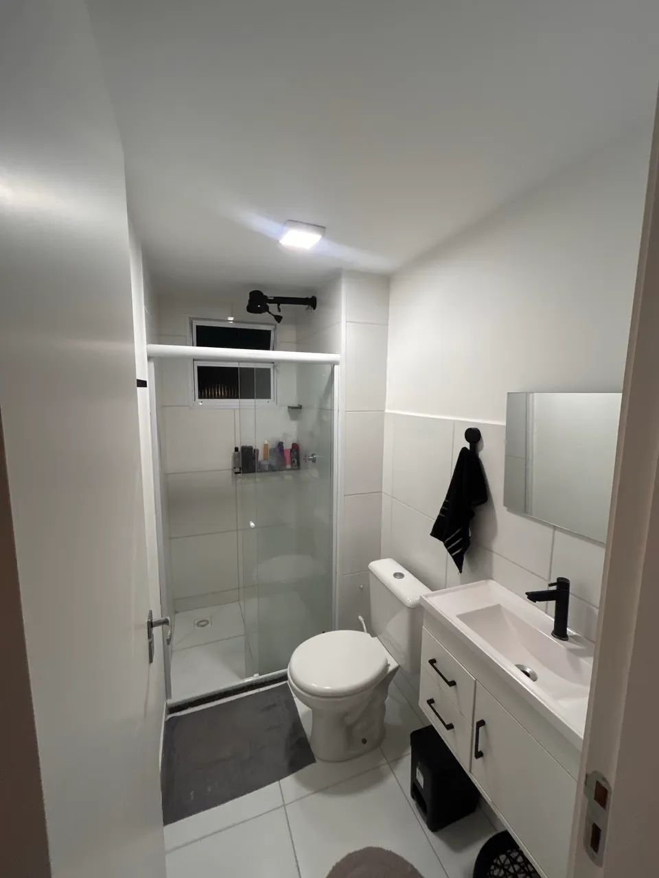 Aluga-se Apartamento 2 Quartos Mobiliado com Vaga - Foto 5