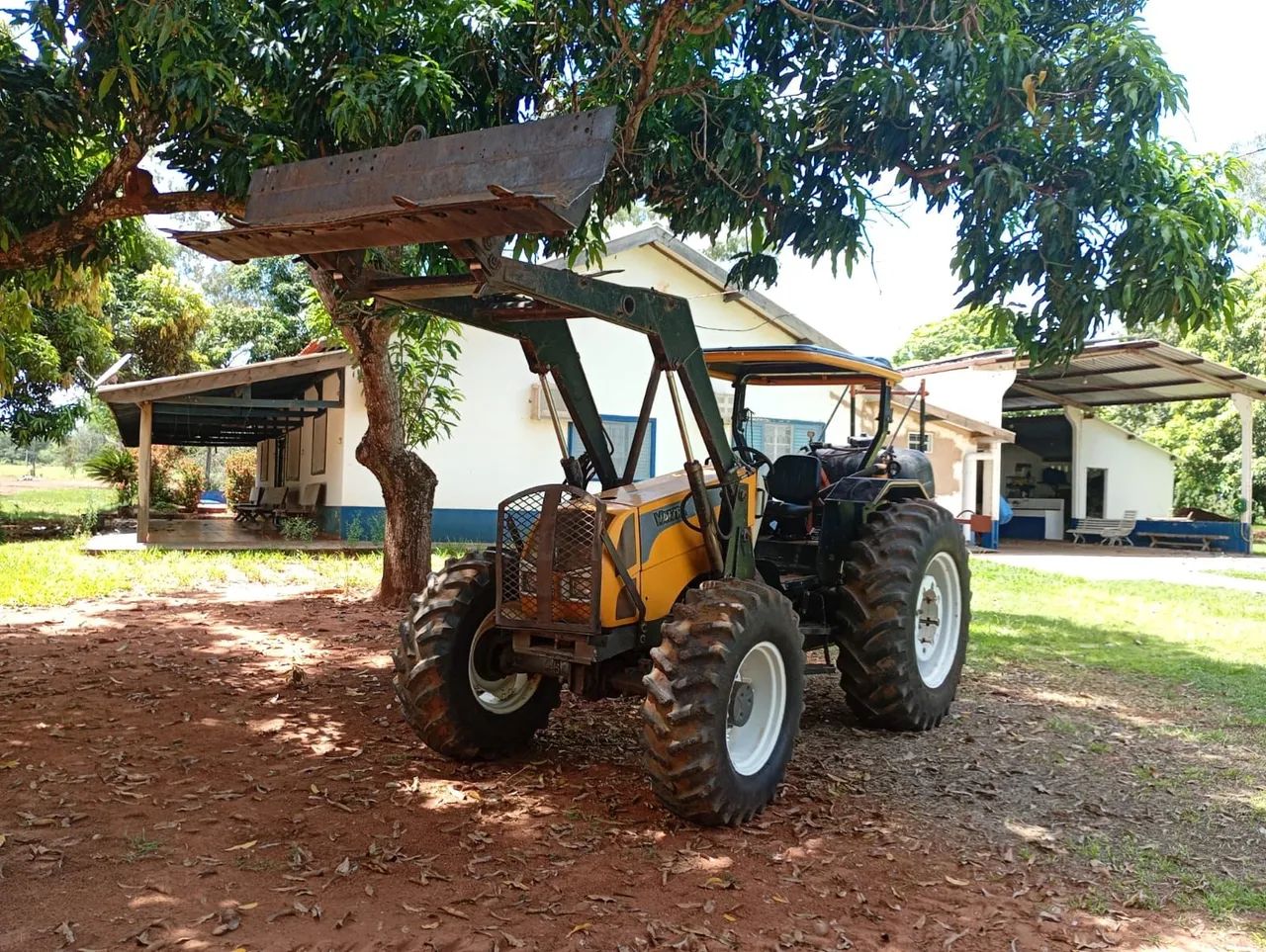 Trator Valtra a950 com lâmina  - Foto 3