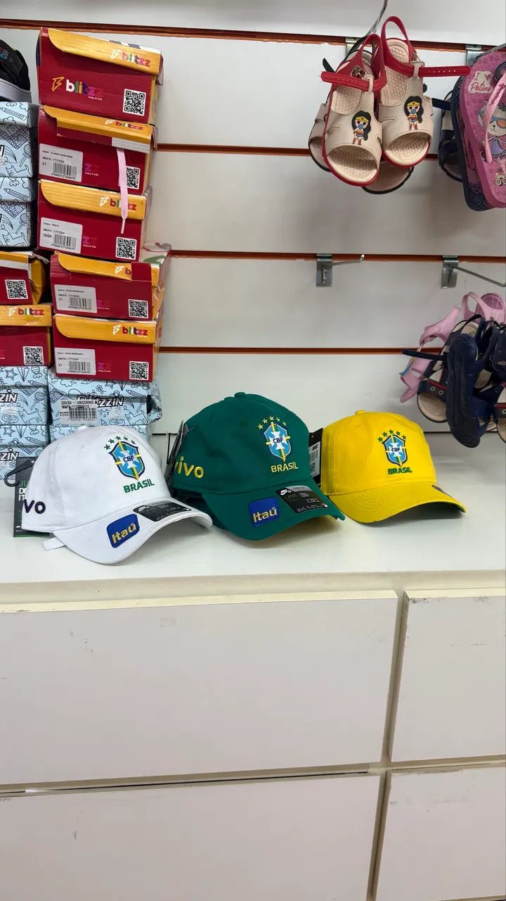 5 bonés seleção  - Foto 2