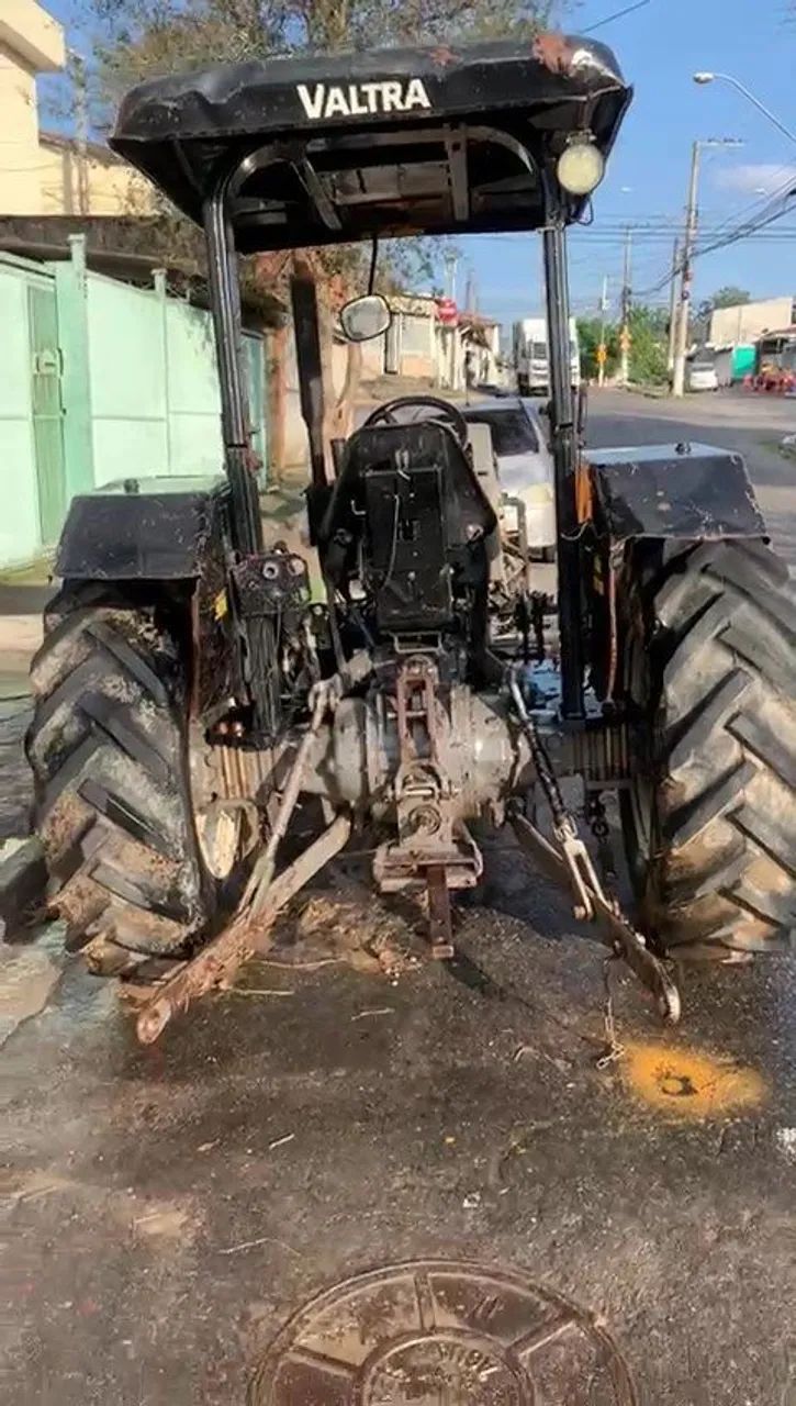 Trator Valtra a 550 - 2013 - Foto 5