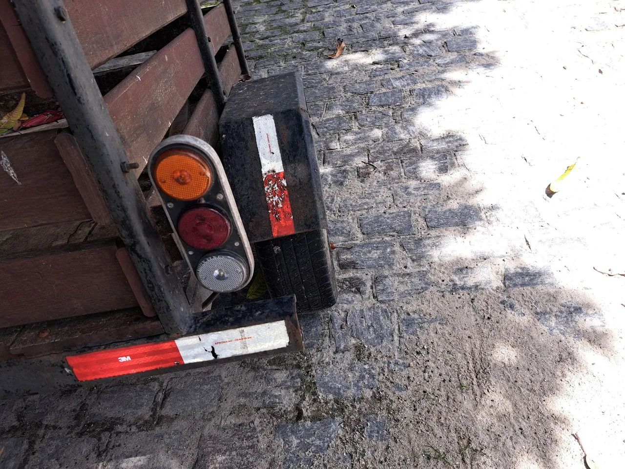 Vendo reboque todo legalizado só transferir - Foto 5