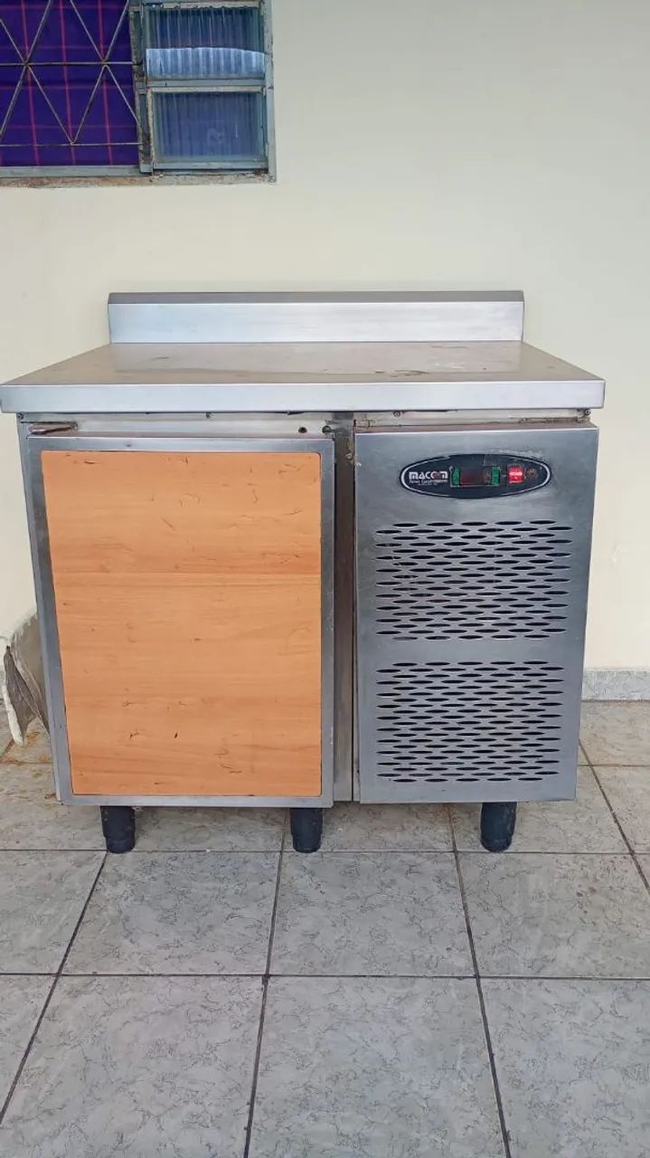 Ultra congelador com bancada resfriada marca (NACOM)
