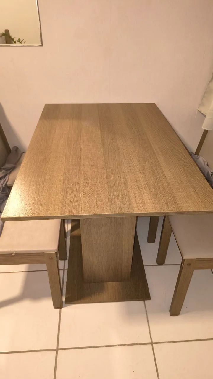 Conjunto mesa com 4 cadeiras  - Foto 5