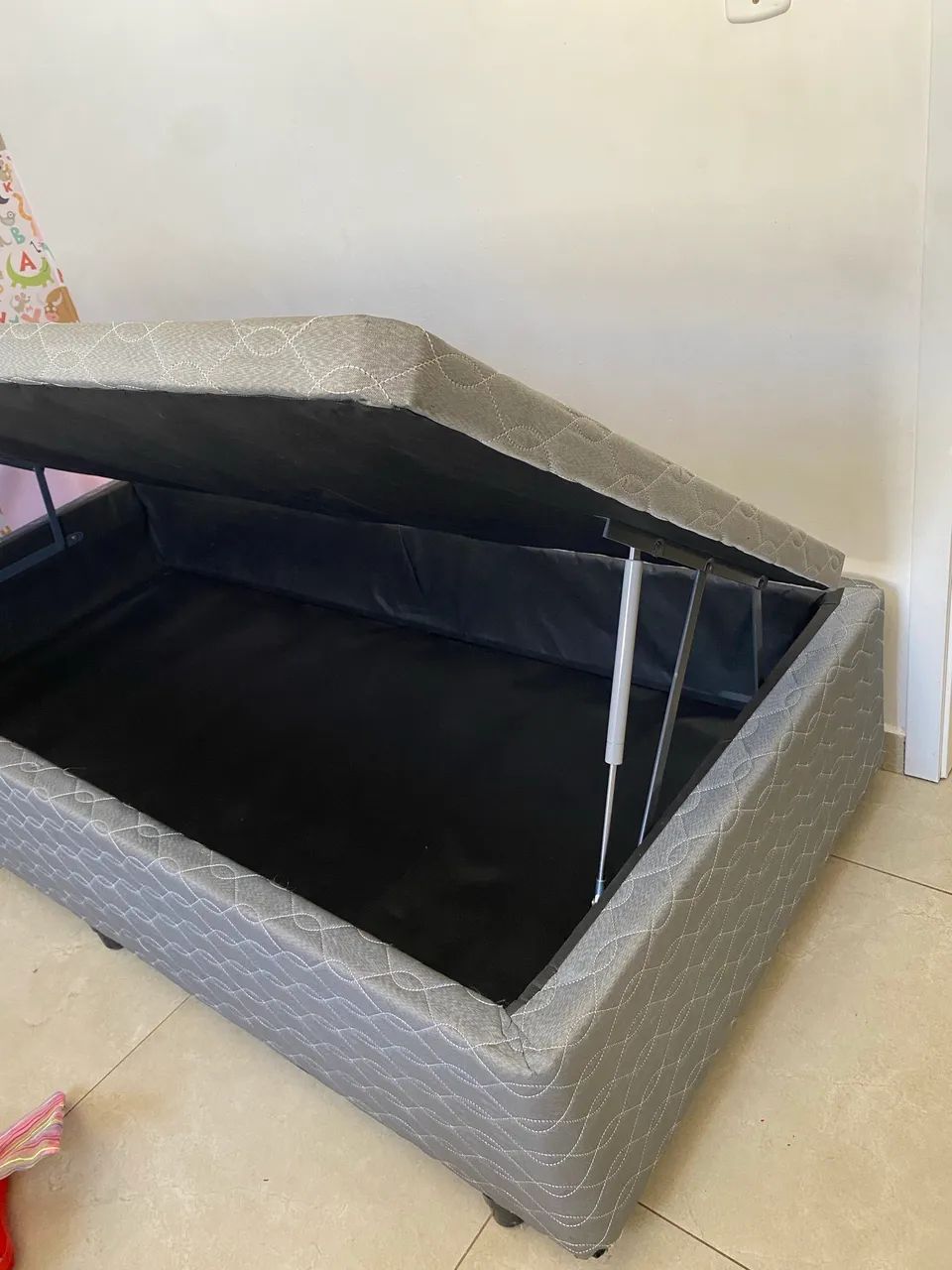Baú de cama Box solteiro 