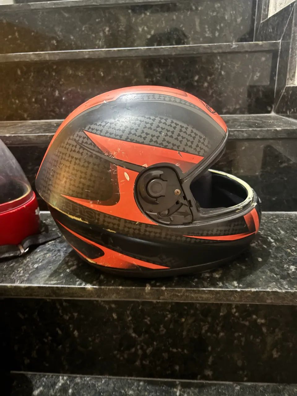 CAPACETE PEELS