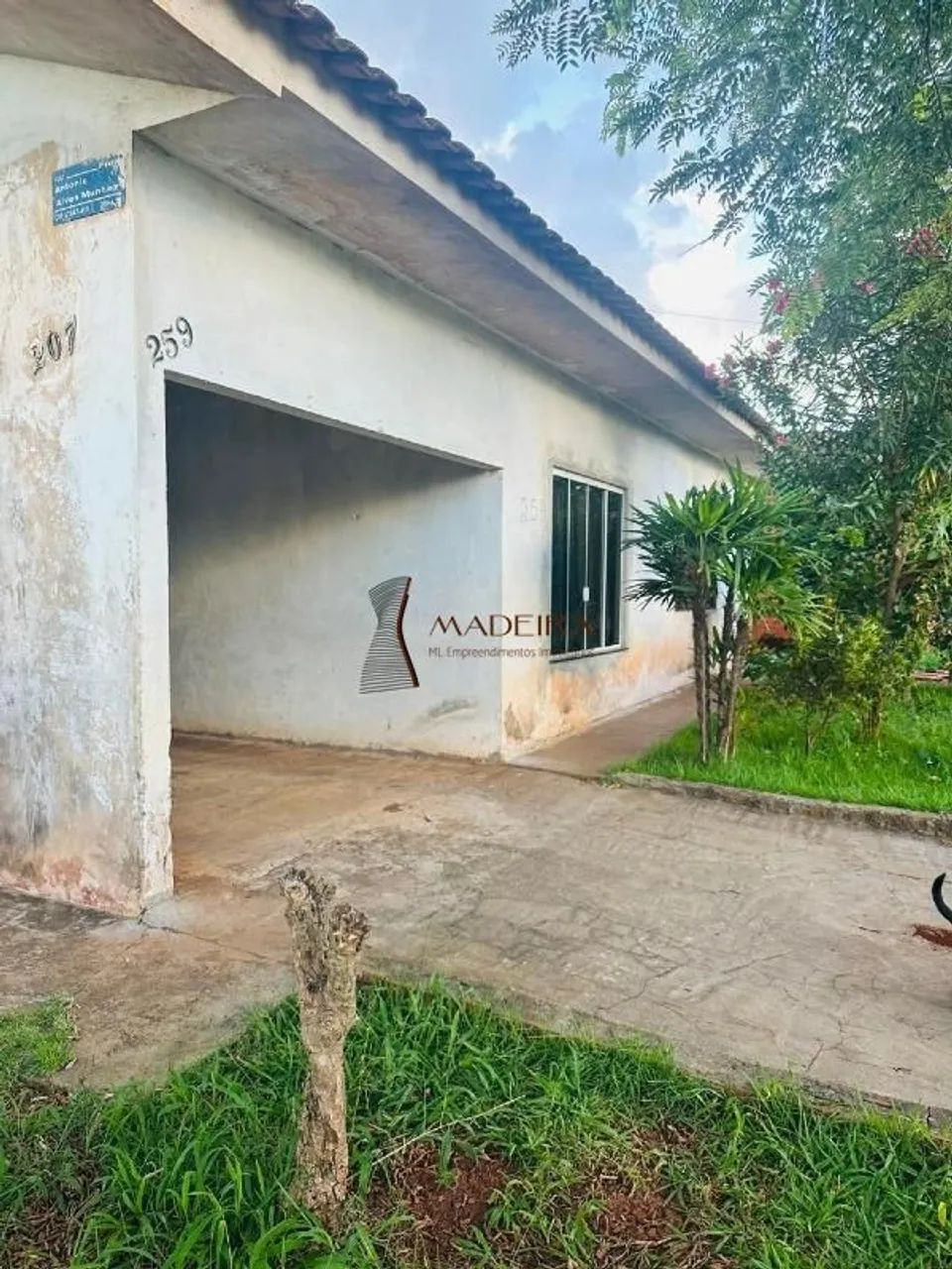 Casa à Venda em Conjunto Habitacional Requião, Maringá - PR - Foto 2