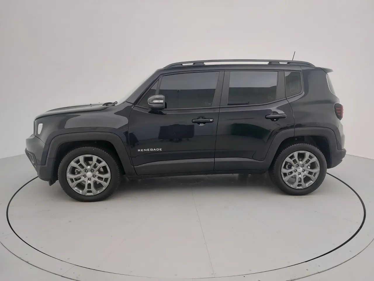 Jeep Renegade Long. T270 1.3 TB 4x2 Flex Aut., foto 2 de 18