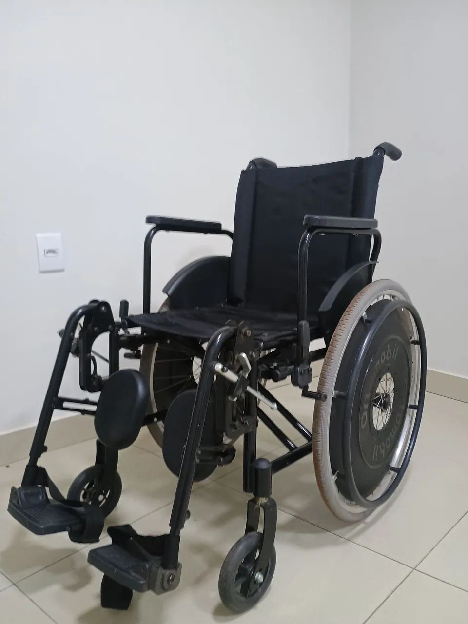 Cadeira de rodas  - Foto 2