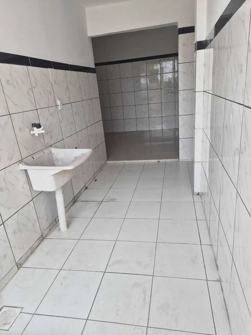 Apartamento com Varanda lateral! Lirio do vale - Foto 2