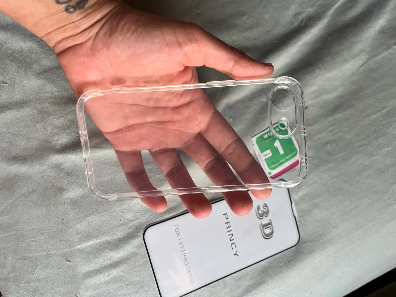 Case + Película para iPhone 16e - Novas - Foto 2