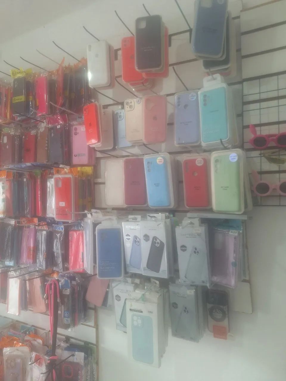 Quase 600 capas variadas - Foto 2