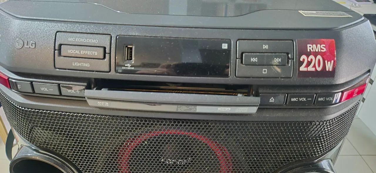 Vendo Aparelho Som LG 220W - Foto 2