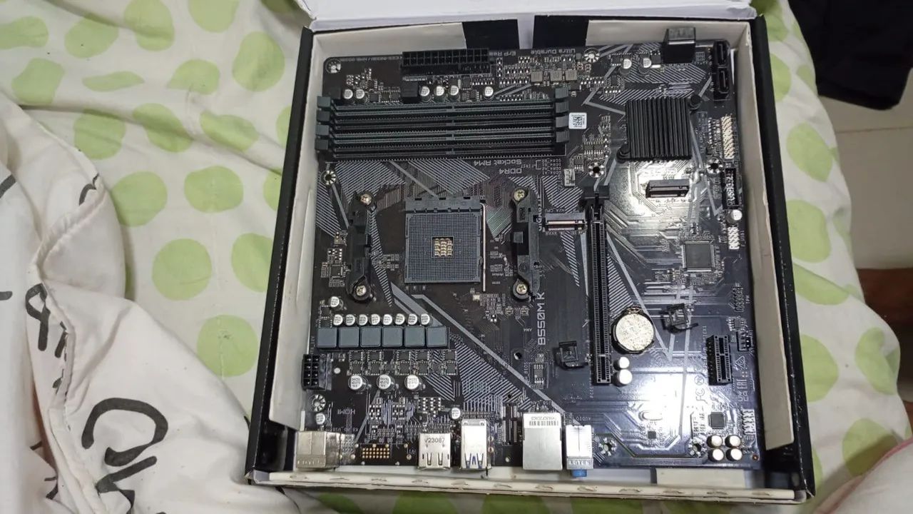 B550MK PLACA MÃE ULTRA DURABLE AMD RYZEN? 5000 DESKTOP READY AMD SOCKET AM4