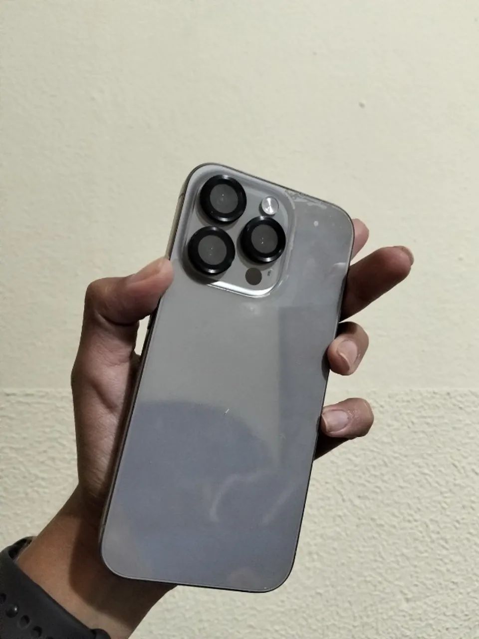 iPhone 15 Pro - Foto 2