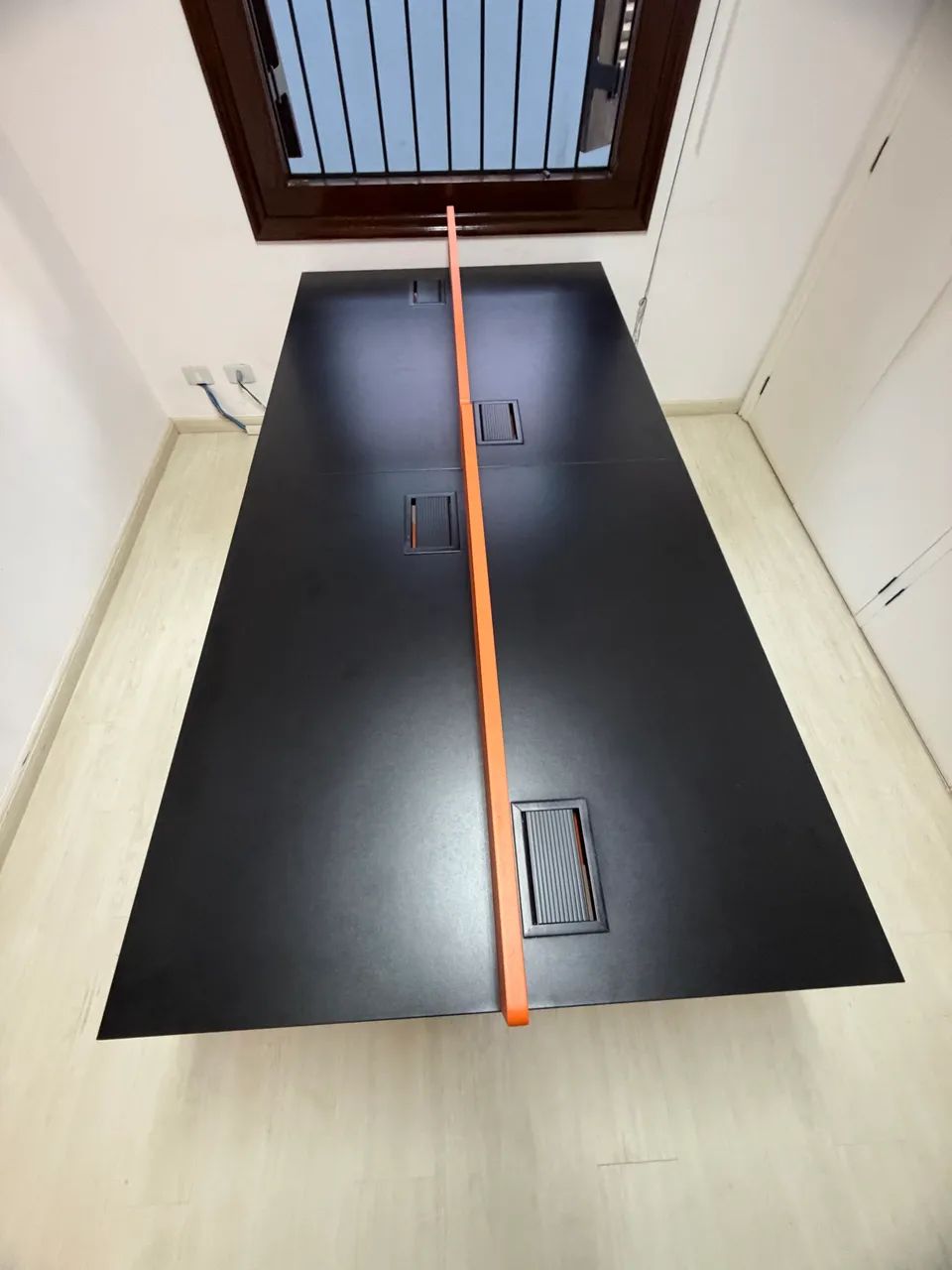 Estação de trabalho de 4 a 6 lugares