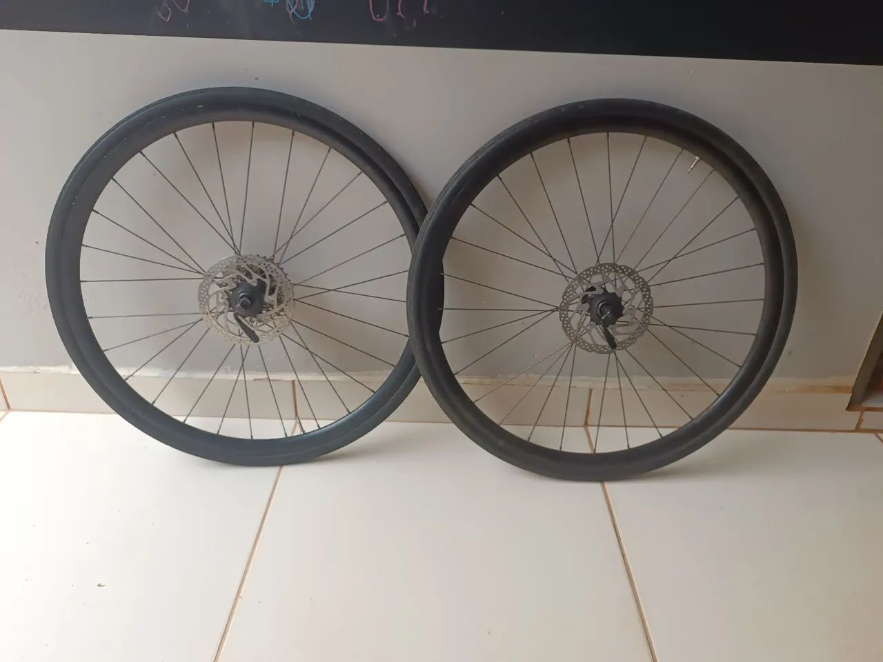 Par rodas Shimano  - Foto 2