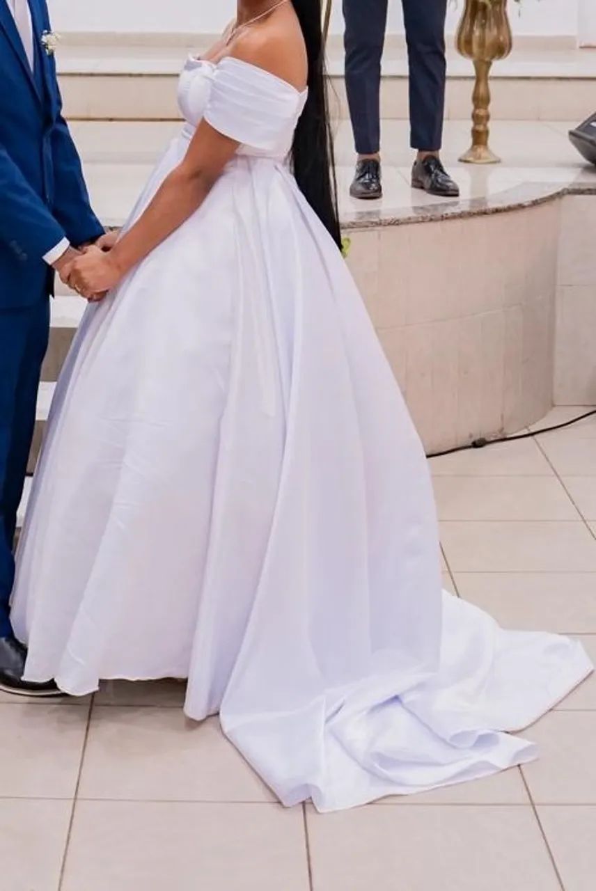 Vestido de Noiva minimalista 