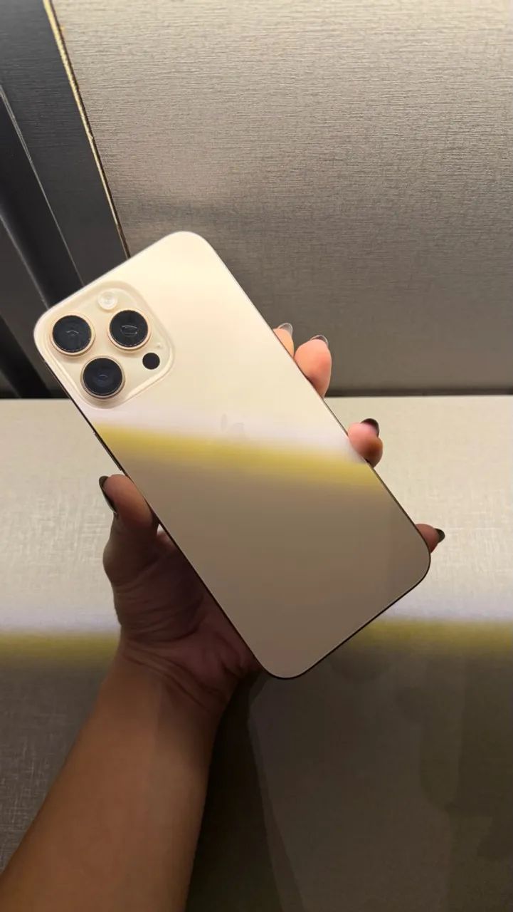 iPhone 16 pro max - Foto 5