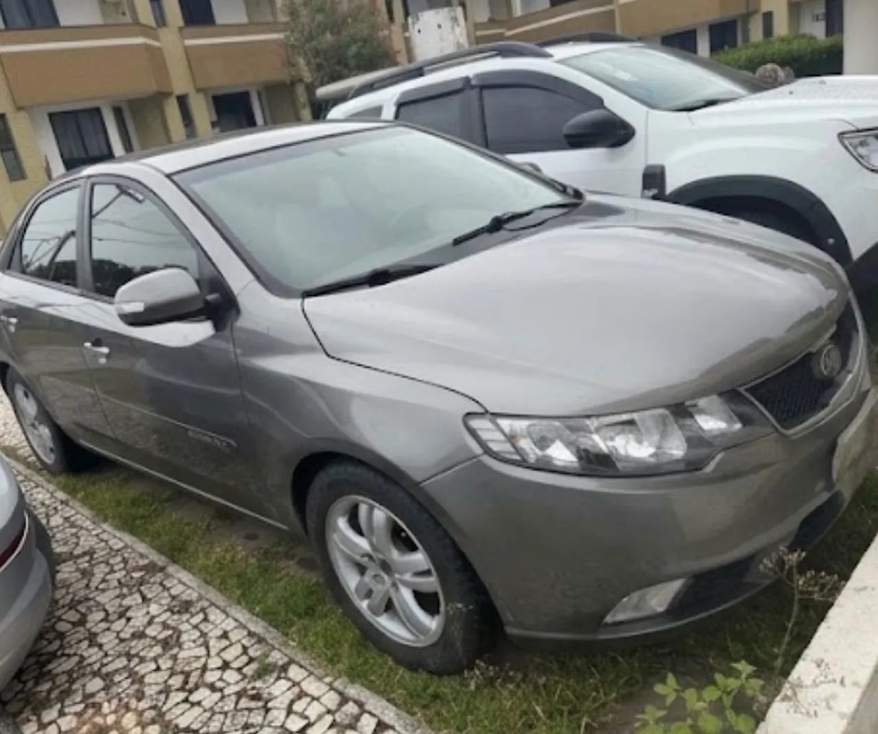 KIA Cerato 1.6 16V AUT. 2011