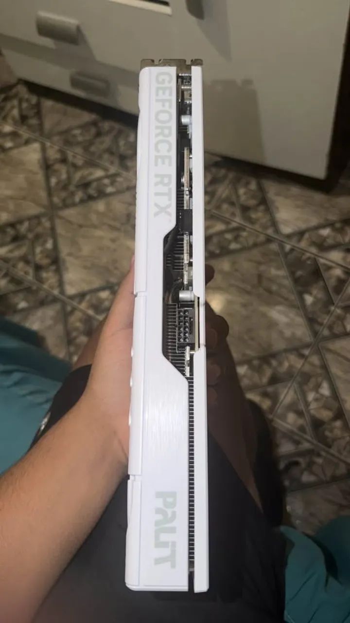 Rtx 5070 12 gb Palit (Usada/Excelente) - Foto 3
