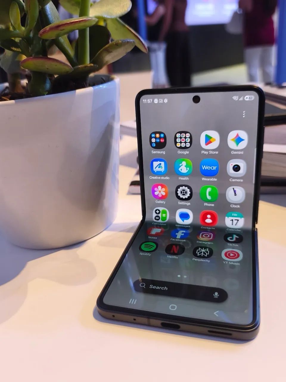 Galaxy Zflip 8