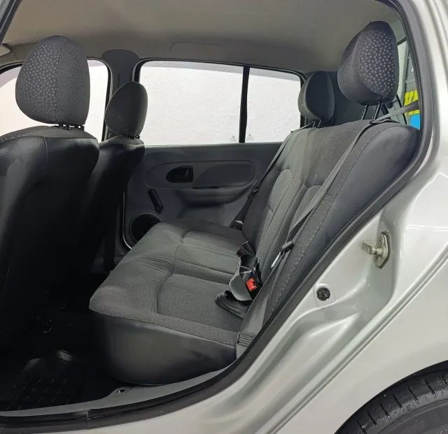 Renault Clio Hi-flex 1.0 16V 5P 2011 - Foto 5