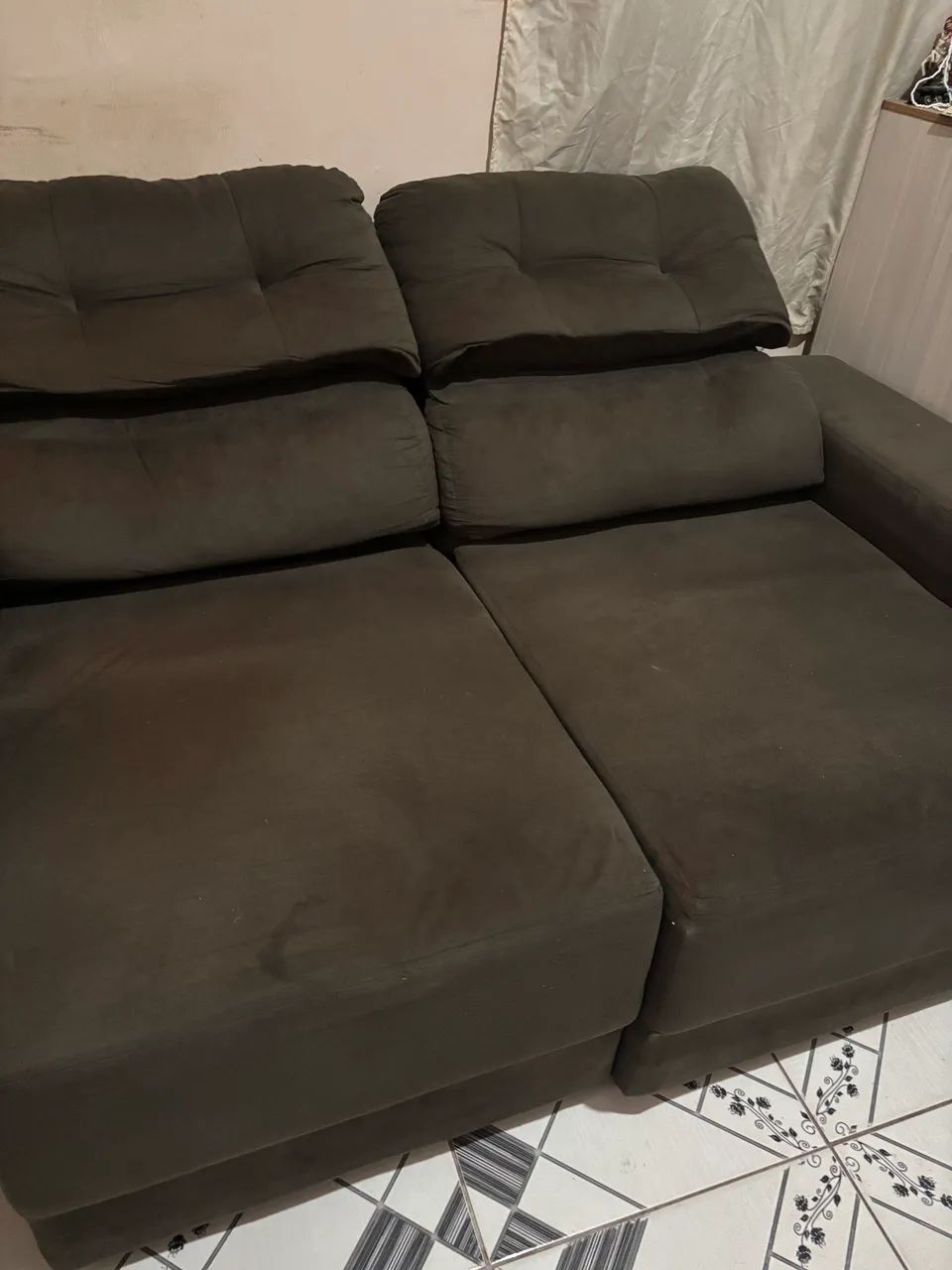 Sofá Retrátil e Reclinável  - Foto 4
