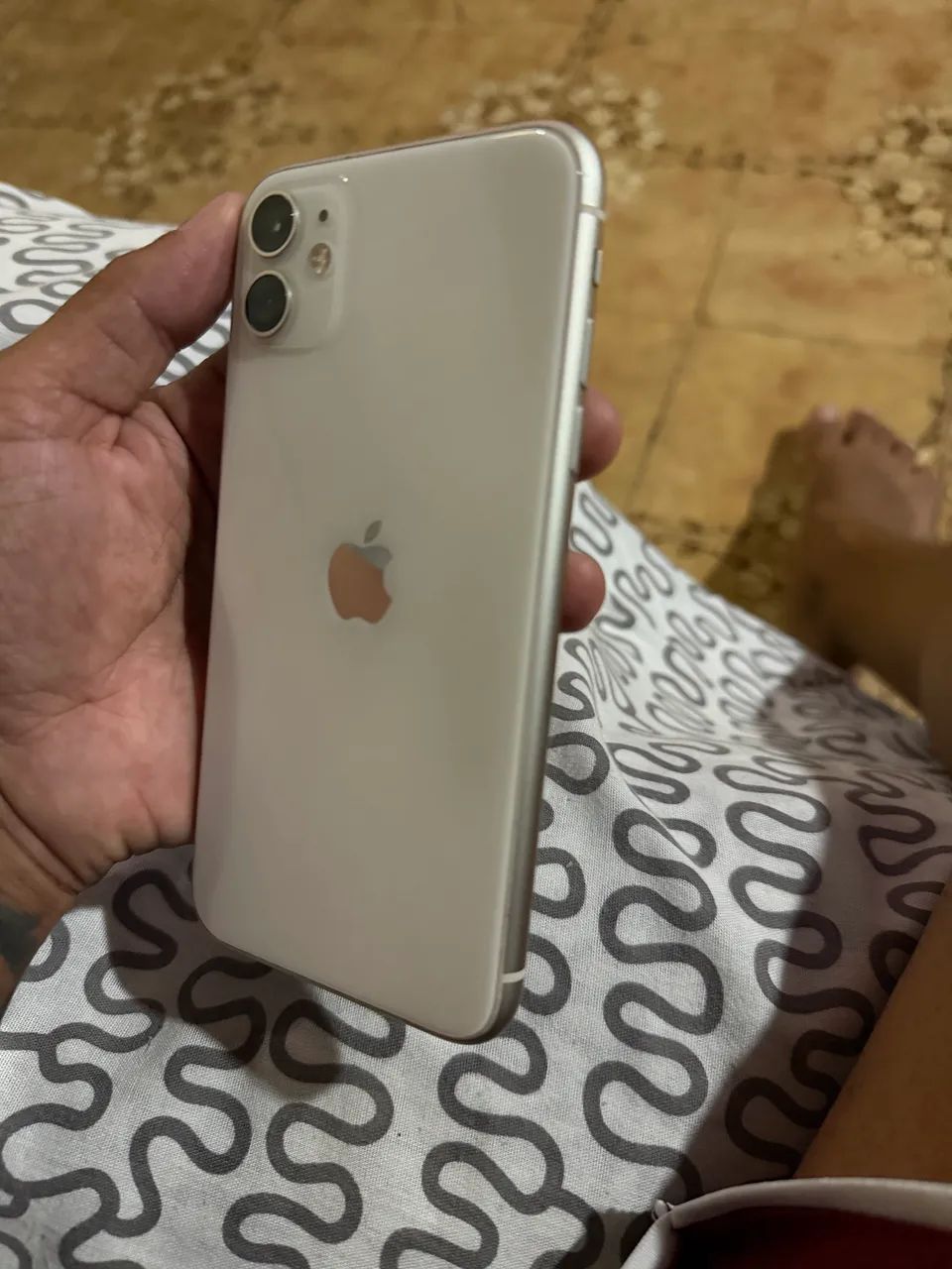 iPhone 11 64GB Todo Original  - Foto 2