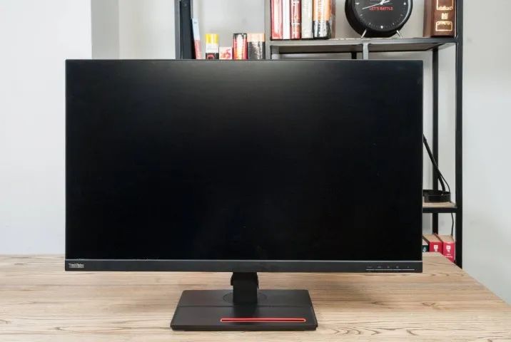 Monitor 4K Thinkvision 32 polegadas profissional Lenovo thinkpad muita qualidade - Foto 2