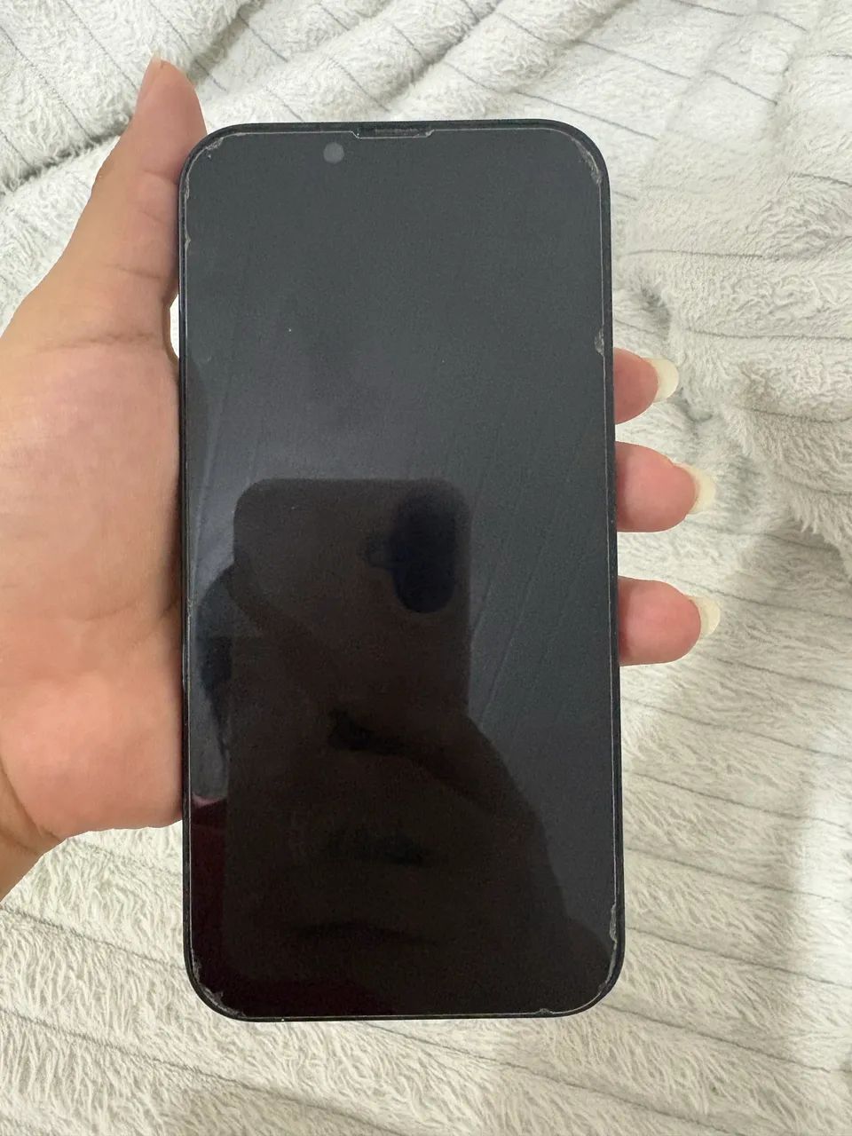iPhone 13 - usado (único dono) + cabo original e caixa