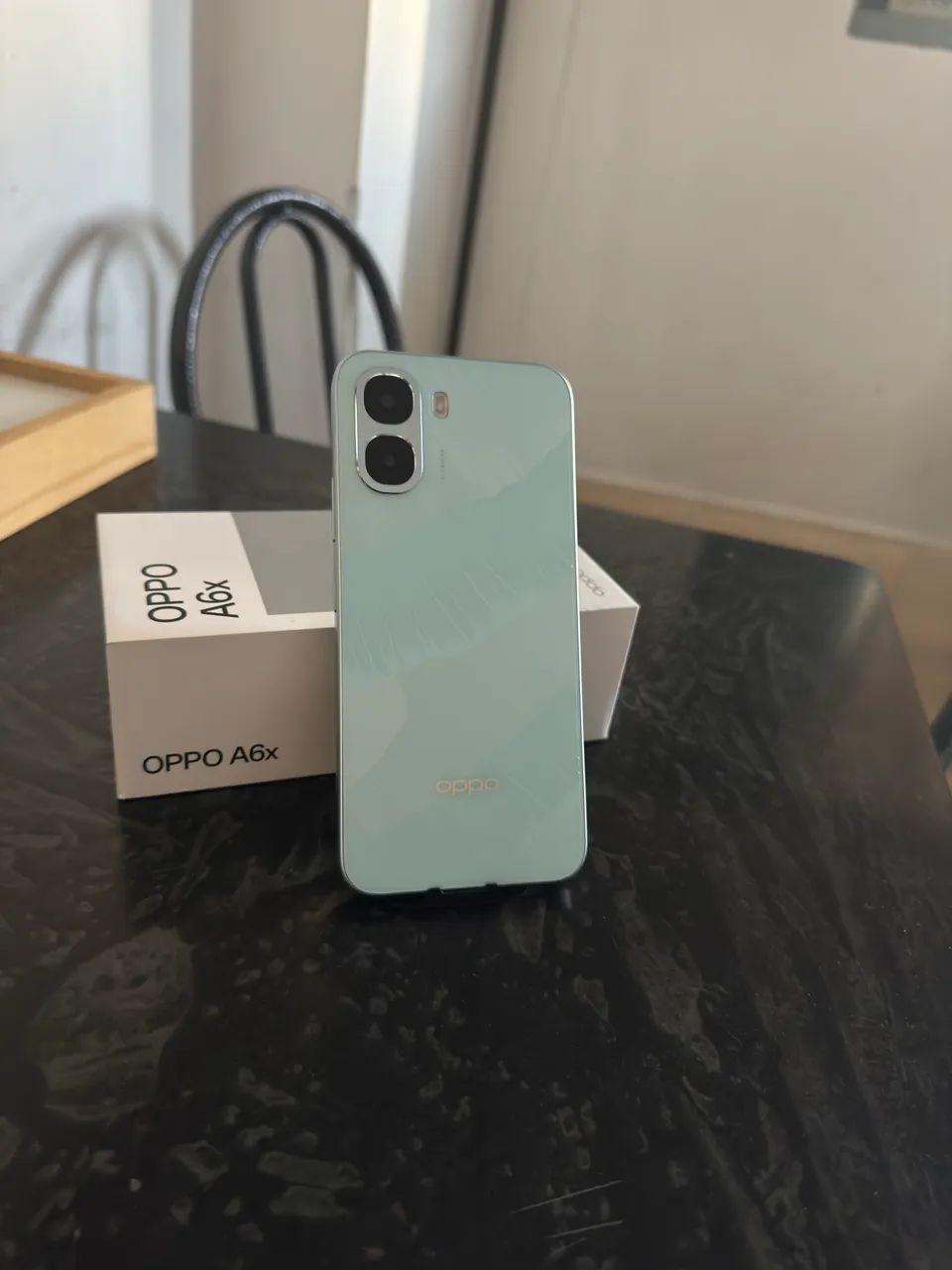 Vende-Se celular marca OPPOAx6 - Foto 2