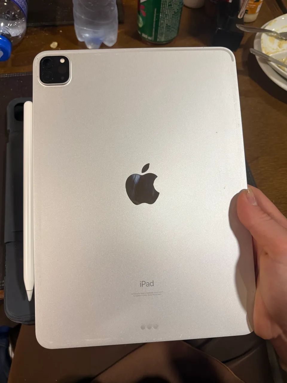 iPad Pro 2021 M1 + Apple Pencil + teclado Bluetooth Logitech