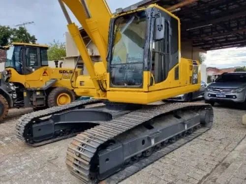 Escavadeira Komatsu PC240-LC - Foto 3