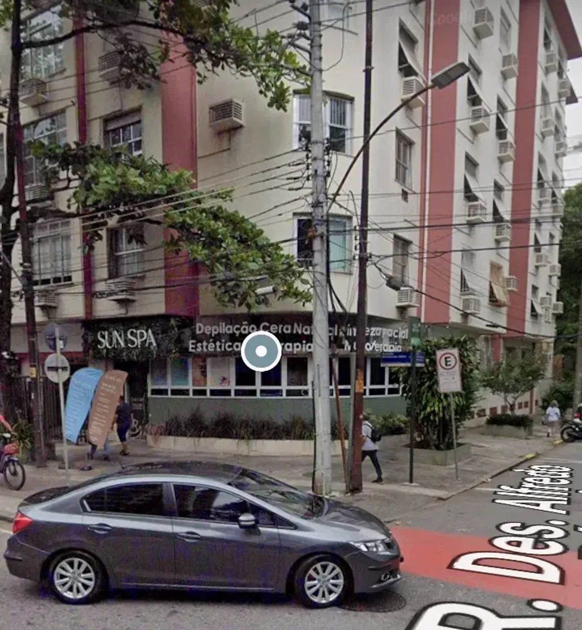 Loja de esquina com 187 metros quadrados, no Leblon - Rio de Janeiro - RJ