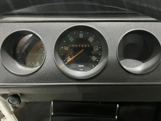 Volkswagen Kombi Standard/ Luxo/ Série Prata, foto 7 de 16