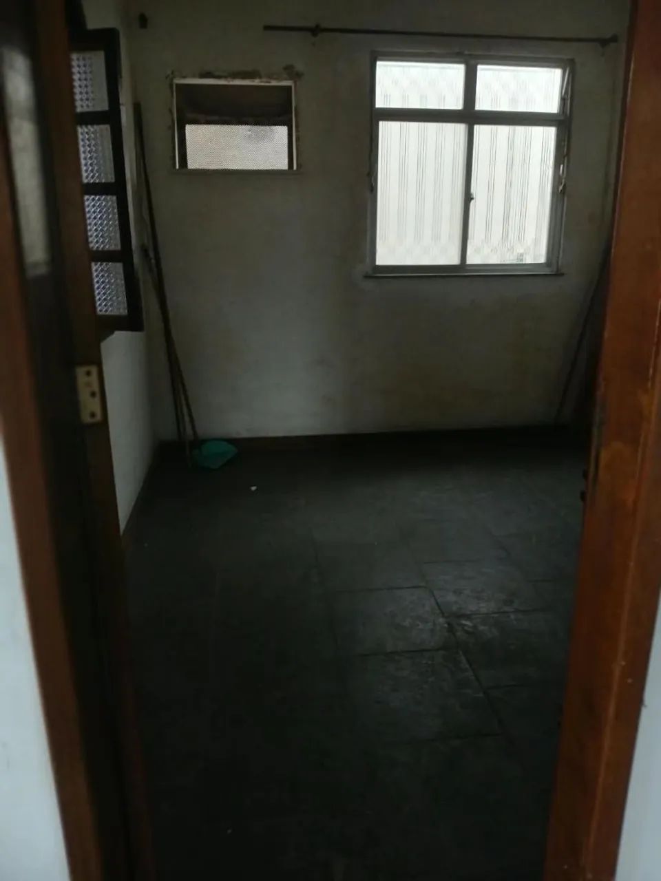 Vendo casa com terraço 