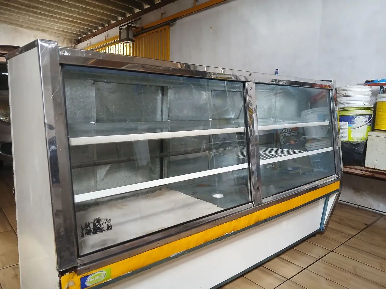 Vitrine refrigerada 