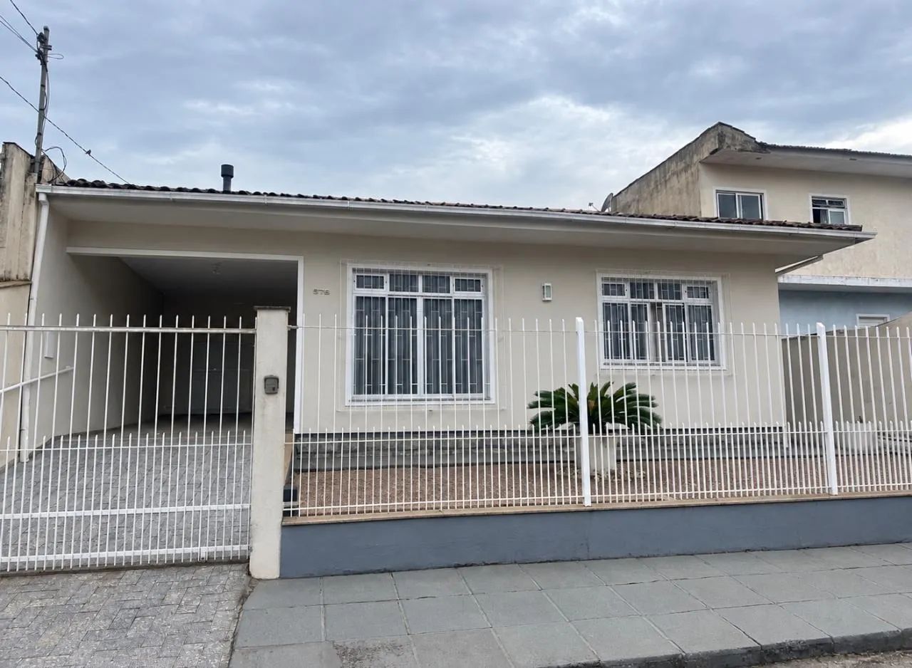 Casa mobiliada + apartamento + 2 salas comerciais  - Foto 2