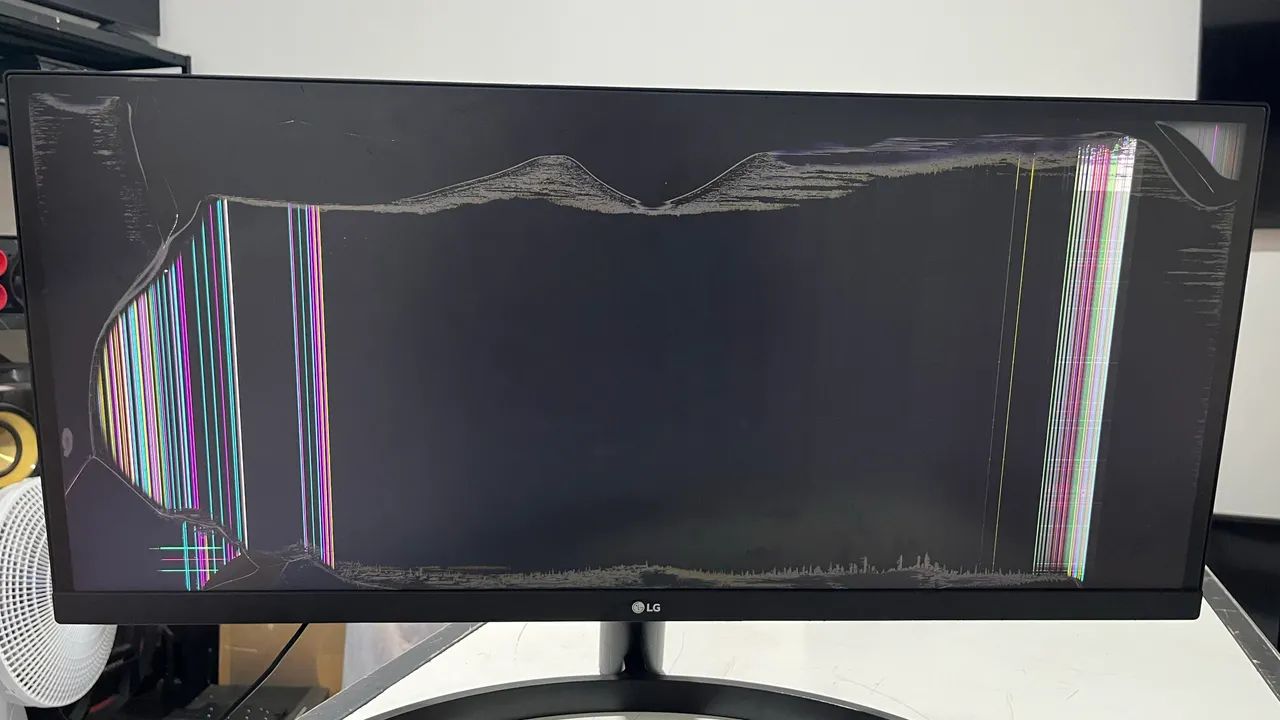 Monitor LG UltraWide 29" 29WK500-P ? Para Conserto ou Retirada de Peças 